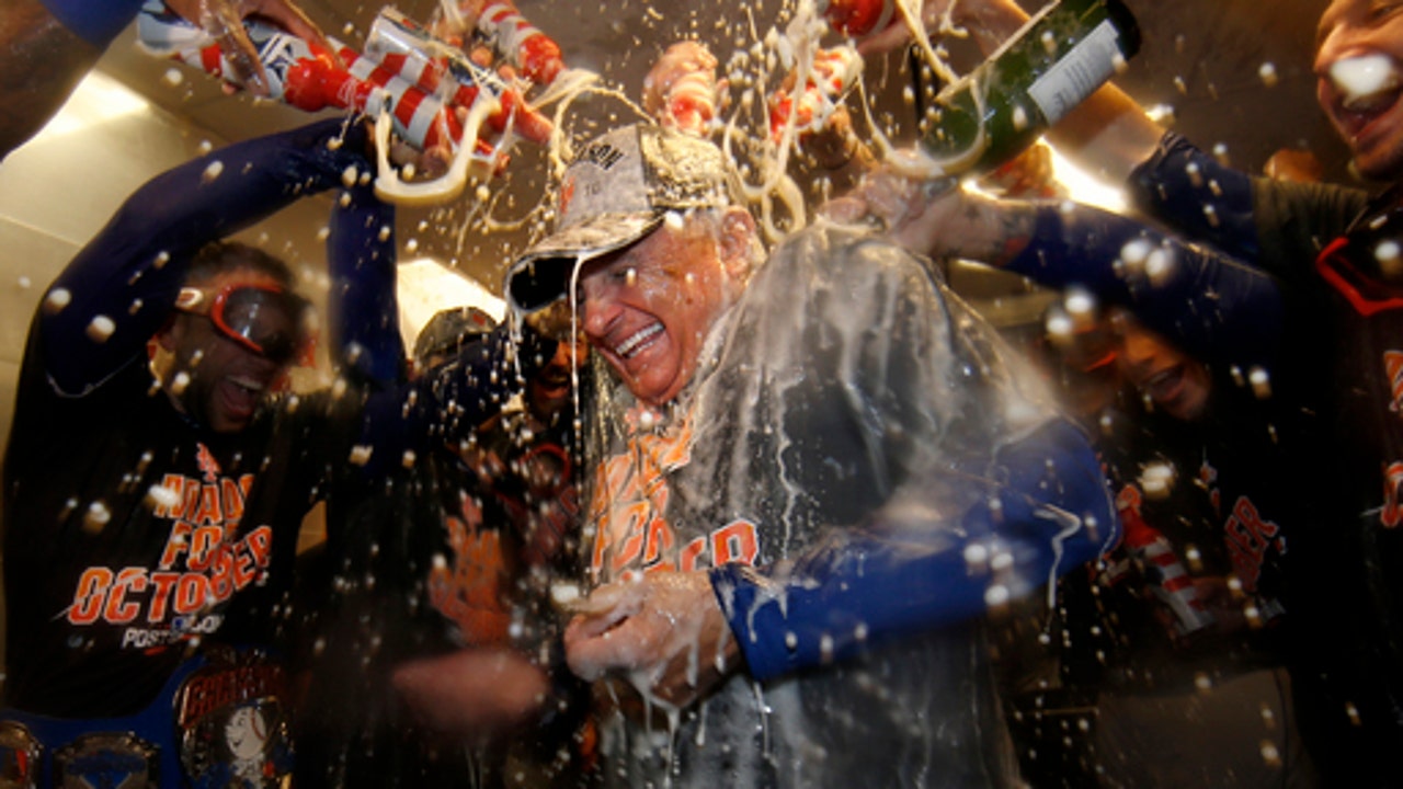 Mets beat Phillies 5-3 to clinch top NL wild card